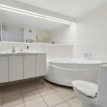 Lovely With Harbor View Apartman Bagenkop