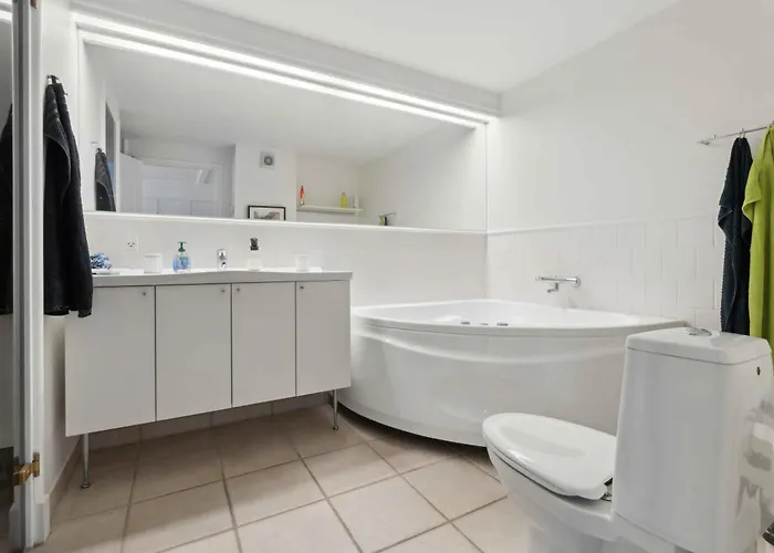 Lovely With Harbor View Apartament Bagenkop